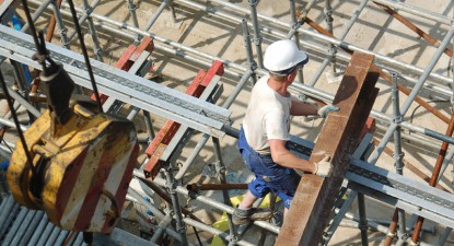 Volumul lucrărilor de construcții a scăzut cu 19,7% - 688c6d9c6c4daa6256affd4d8f4bf31a.jpg
