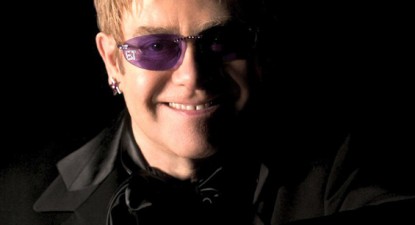 Elton John va realiza un musical inspirat din romanul 