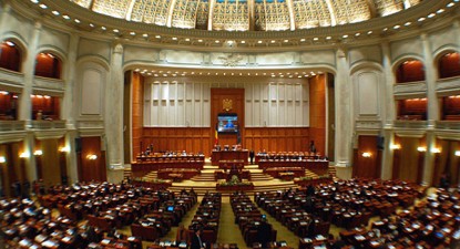 Parlamentarii constănțeni, între dărâmarea Guvernului Boc și susținerea proiectelor de lege - 6c6b5a3c81fb311788bbde6b95218bff.jpg