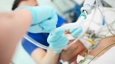 Coronavirus : 8.300 de cazuri noi, dar cu teste în scădere față de săptămânile trecute / Aproape 500 de morți - 6c8714e6e3a74124ab47ac0b1630fd60-1636111884.jpg
