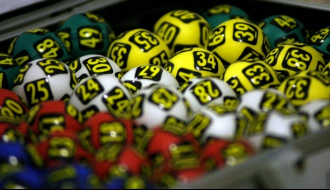 Loto. Report de peste 2,5 milioane de lei la Loto 6 din 49 - 6din4976995600-1355135090.jpg