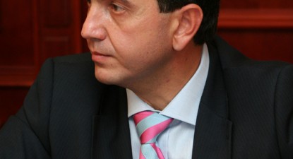 Află cât câștigă angajații Prefecturii Constanța! - 6f952fa115f46427b6dfee95e9e68d5b.jpg