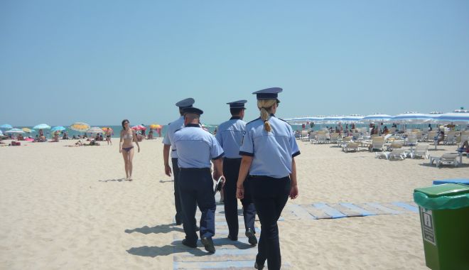 Reținuți de polițiști pentru 