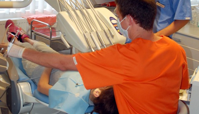 Implantul dentar… nu merge la orice pacient - 6iulieimplantdentar-1309966405.jpg