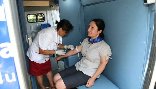 Fundația Baylor dă lecții despre hepatită - 6septembriebaylorhepatita-1315303569.jpg