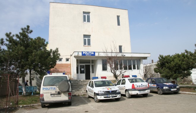 Polițist constănțean lovit cu pumnul în față - 6septembriepolitistultrajsectia4-1378457160.jpg