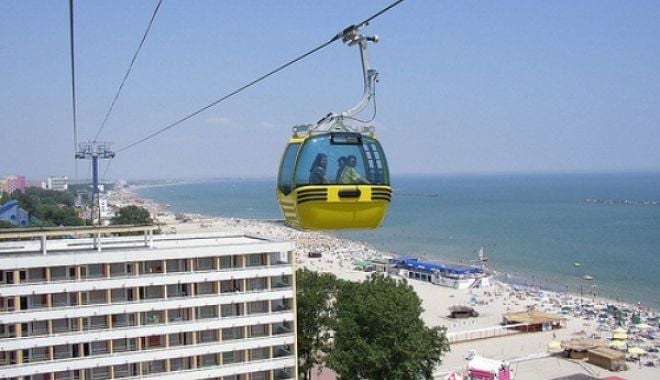 ALERTĂ ÎN MAMAIA! TELEGONDOLA BLOCATĂ, OAMENI ÎNCHIȘI ÎN CABINELE SUSPENDATE! - 6telegondola-1626373983.jpg