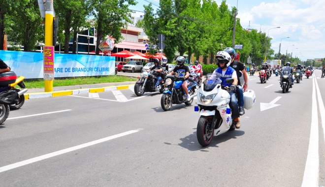 700 de motoare invadează Mamaia - 700motociclisti57-1402669739.jpg