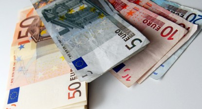 Băncile-mamă au capitalizat subsidiarele românești cu 285 milioane euro, în 2009 - 701aecbd2b7077f1aa98e72a549a2533.jpg