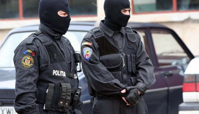 GRUPARE SPECIALIZATĂ ÎN COMITEREA DE ÎNȘELĂCIUNI ȘI SPĂLARE DE BANI, DESTRUCTURATĂ - 7069521516876892diicotreteadecri-1542286198.jpg
