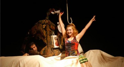 Studenți din toată țara prezintă spectacolele de absolvire la Teatrul de Stat Constanța - 71c3511162d67a8b550357acbbbb2529.jpg