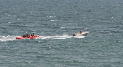 Vremea nefavorabilă nu i-a speriat pe turiștii veniți în vacanță - 71db384d01eccb9d7948918bb24fd6f4.jpg