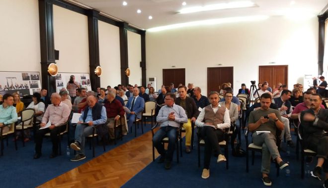 UPDATE. A început ședința CJ Constanța. Ce discută aleșii, în cadrul întrunirii - 72112956221742756188103982781643-1569838373.jpg