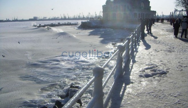 ANM/ Iarnă cu temperaturi și precipitații normale - 73461328047296-1353845946.jpg