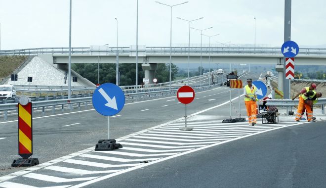 Restricțiile instituite pe A2 se ridică joi, 06 iulie 2023. Lucrările terminate în proporție de 78% - 7358191624406400restrictiipeauto-1688568241.jpg