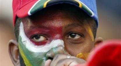 Inventatoarea vuvuzelelor este o biserică evanghelică sud-africană - 73f845027f82948d612a3ca90cb6d4a7.jpg