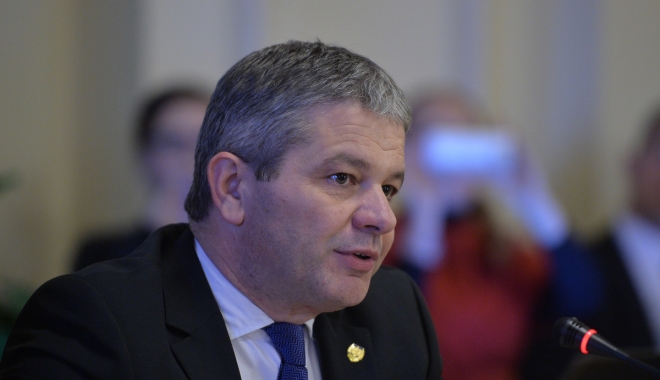 Ministerul Sănătății / Medicii rezidenți își vor primi bursele - 7411156mediafaxfotoalexandrudobr-1499697479.jpg