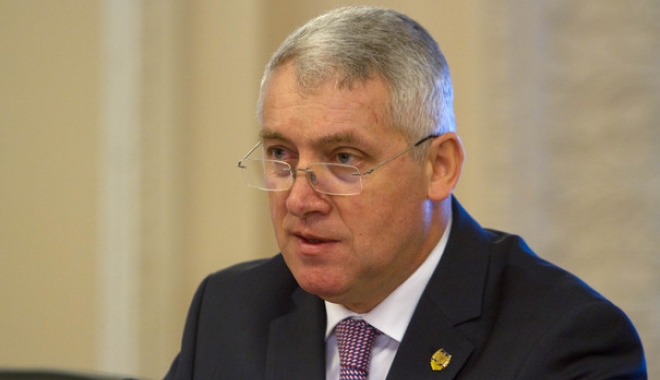 Întâlnire de lucru cu noii comandanți ai structurilor de conducere ale M.Ap.N. - 7416091mediafaxfotoalexandrapand-1502357423.jpg