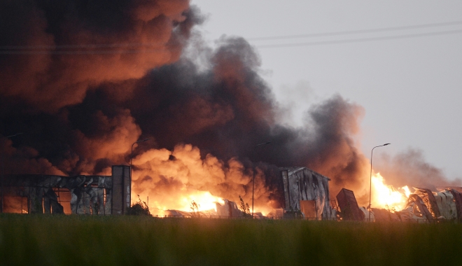 Incendiul din Balotești a fost stins - 7438275mediafaxfotoalexandrudobr-1498826638.jpg