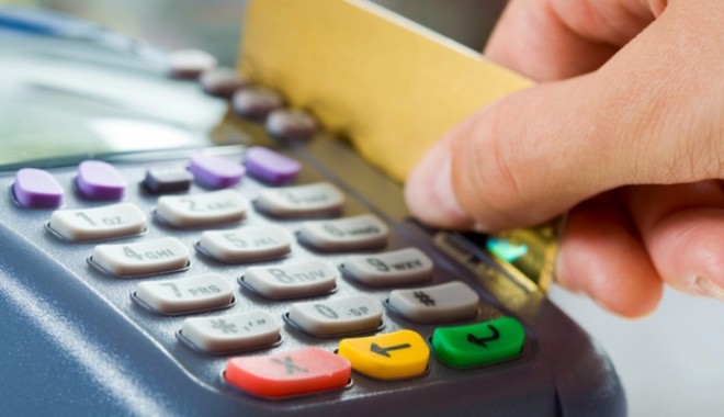 Răsplătiți cu câte 10 lei la achitarea cumpărăturilor cu cardul - 7456paymentmachine50968500-1348570712.jpg