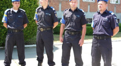 Patru jandarmi constănțeni s-au întors din Kosovo - 7539b289b6d61e964f60a8a6e9311bde.jpg