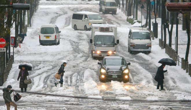 Furtună de zăpadă! Traficul aerian și terestru, puternic perturbat - 7696031548056070ofurtunadezapada-1548145584.jpg