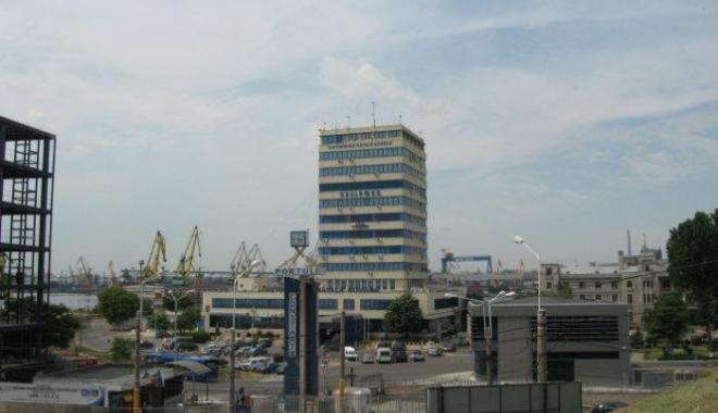 Accesul în port pe la Poarta 1, resistematizat și modernizat - 76big-1476971553.jpg