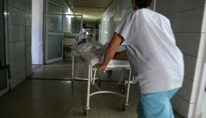 Infirmieră moartă în liftul spitalului, la câteva zile după ce o asistentă a decedat pe fondul extenuării - 77cd46f9755684ac374d1be9d6a696d8-1476611240.jpg