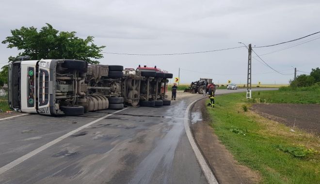 ACCIDENT GRAV: TIR RĂSTURNAT, ȘOFERUL A MURIT! - 78af7328fa08480ba5fc066bf42d74a5-1625507448.jpg