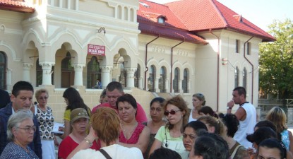 Grădiniță - la parter, clasele I-IV - la etaj - 7a32efde7440d5abc3a490ba8fdc2ef7.jpg