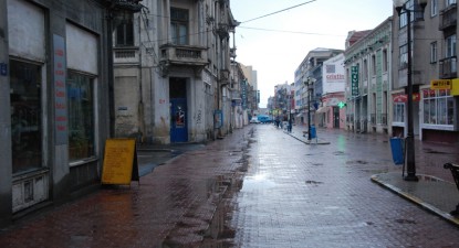 Obloanele cad unele după altele, pe Ștefan cel Mare - 7aa869abab6caa299bb62444fa085283.jpg