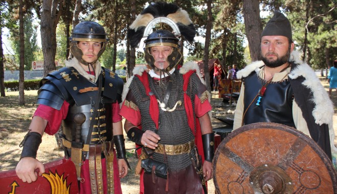 ZIUA MARINEI / Dacii și romanii din Festivalul Antic 