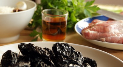 Carne de berbec cu prune uscate - 7cd012c8f261921cd44742ec554f398d.jpg