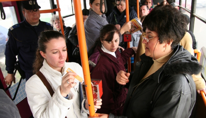 RATC. Trei chioșcuri noi de bilete - 7d3029aebef6762e96d7b267c221703a-1515920672.jpg