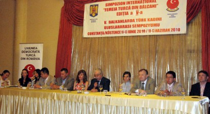 Femeile turce din Balcani s-au reunit la Constanța - 7d8e542c372f61b52b47b17f5bd38562.jpg