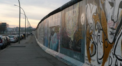 Un sfert dintre germani ar dori ca Zidul Berlinului să existe în continuare - 7dabaeaeaaa225879a3b3c1ed53527e2.jpg