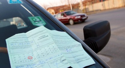 Supărat pe societatea de asigurări pentru că nu i-a decontat integral reparația mașinii - 7e318b444c9f308299319a655b918a56.jpg
