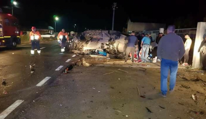 TRAGEDIE PE ȘOSEA! Doi morți și doi răniți, după o coliziune violentă - 7ed70ad9841c306923515f3a6661859c-1510644641.jpg