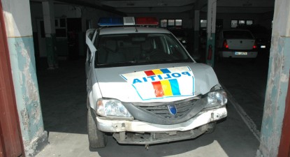 12 focuri de armă pentru prinderea unui tractorist beat care a distrus mașina Poliției - 7f4598fd69689f464989c375bd7e6ff3.jpg