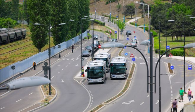 Anunţ important de la CT BUS. Iată cum vor circula autobuzele, în preajma sărbătorilor