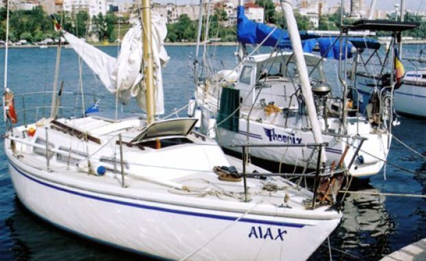 Cum a eșuat, în urmă cu două zile, velierul Aiax - 7iuniedeceaesuatvelierulaiax-1339068279.jpg