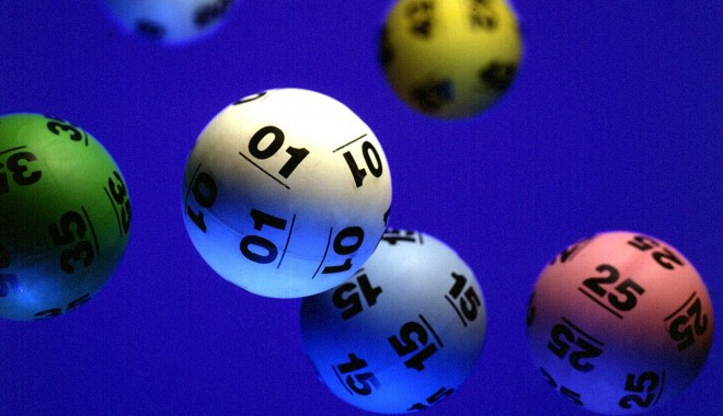 Loto/ A fost câștigat premiul de un milion de euro la 6 din 49 - 7lottoballs93611000-1350305521.jpg
