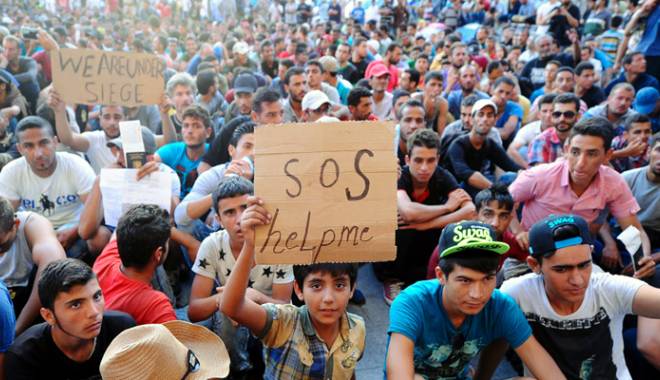 800.000 de migranți așteaptă să ajungă în Europa dinspre Libia - 800000imigranti-1458849892.jpg