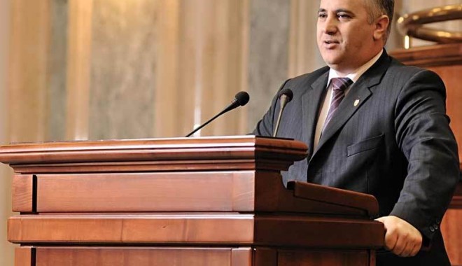 Senatorul Viorel Badea vrea înființarea unui Minister al Românilor de Pretutindeni - 80026viorelbadea-1355833928.jpg
