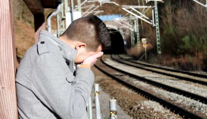 Gest șocant! O adolescentă și-a împins iubitul din tren, după o ceartă aprinsă - 800x01508933635ea19a37a-1508939612.jpg