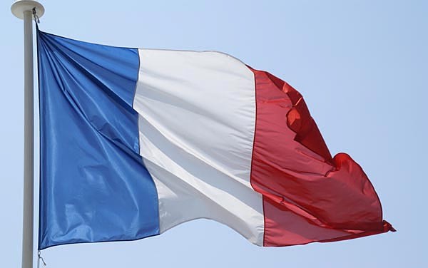 Profesorii de franceză se perfecționează la Constanța - 807311709frenchflagweb-1316975562.jpg