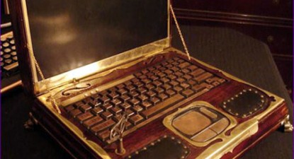 SteamPunk - laptopul pe care îl întorci cu cheia (galerie foto) - 8134736e3bba7bedeb99312cc5d7f4e4.jpg