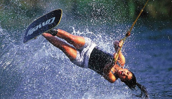 Unde se pot practica sporturi extreme în Constanța - 815waterskiing-1377772700.jpg