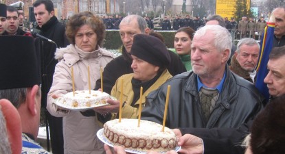 Constănțenii au comemorat, ieri, 20 de ani de la evenimentele din 22 decembrie 1989 - 8180fe9e5bc2cb08170b328543f0d0ee.jpg
