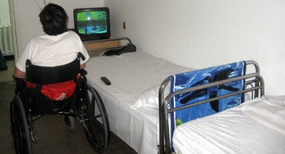 Asistenții personali ar putea fi scoși în șomaj - 81bb600ba54718cb87834f470ed159f2.jpg